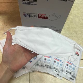 케이파이 항균 마스크 [케이파이] 항균 마스크 60매입 (개별 포장) 숨쉬기 편하여, 야외에서 운동할 때 사용이 편합니다. — 5점을 준 리뷰어가 2022년 7월 올린 사용 사진