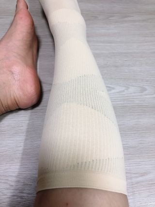 땡스마이레그 더핏X 압박밴드 허벅지확장형 — 4점을 준 리뷰어가 2022년 7월 올린 사용 사진