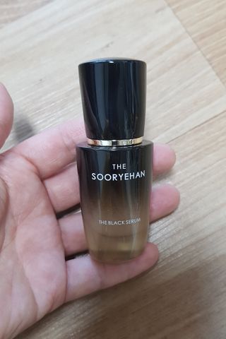 수려한 더블랙세럼 15ml — 4.5점을 준 리뷰어가 2022년 3월 올린 사용 사진