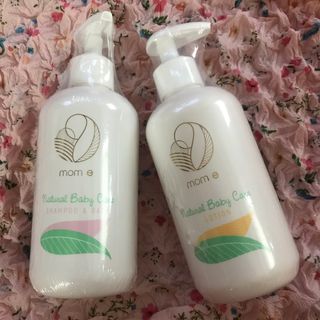 mom e 맘이 내추럴 베이비 케어 샴푸앤바스+로션 — 4.5점을 준 리뷰어가 2021년 1월 올린 사용 사진