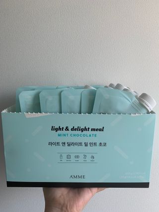 아므_이너뷰티 라이트 앤 딜라이트 밀 민트 초코 — 5점을 준 리뷰어가 2021년 8월 올린 사용 사진