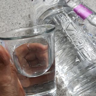 몽베스트위드어스[무라벨] 2L_6입_2Pack — 5점을 준 리뷰어가 2021년 12월 올린 사용 사진