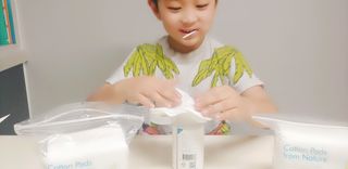 설랩수앤슈, 직접 만들어 쓰는 아기 물티슈 — 5점을 준 리뷰어가 2021년 11월 올린 사용 사진