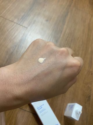 키노닉스 로지 톤업 선밀크 — 5점을 준 리뷰어가 2021년 8월 올린 사용 사진