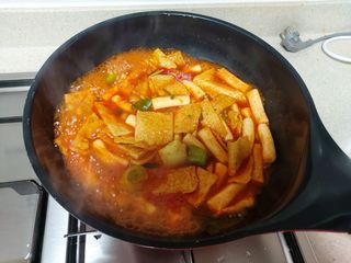 응큼떡볶이 — 5점을 준 리뷰어가 2021년 3월 올린 사용 사진