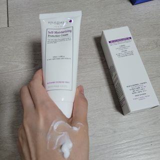 셀프 모이스처라이징 프로텍션 크림 셀프 모이스처라이징 프로텍션크림 — 5점을 준 리뷰어가 2022년 4월 올린 사용 사진