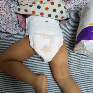 오브맘 밤 프리미엄 아기 기저귀 팬티형 밴드형 — 5점을 준 리뷰어가 2020년 12월 올린 사용 사진