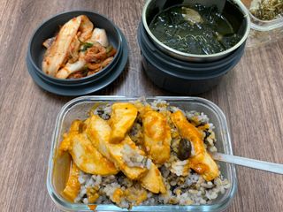 굽네몰 [굽네] 소스가 맛있는 닭가슴살 슬라이스 4종 — 5점을 준 리뷰어가 2021년 11월 올린 사용 사진