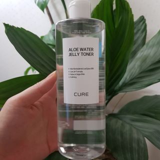 김정문알로에 큐어 큐어 알로에 워터 젤리 토너 500ml — 5점을 준 리뷰어가 2021년 4월 올린 사용 사진