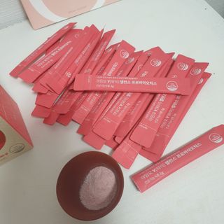 아임오 Y와이 밸런스 프로바이오틱스 30포 — 5점을 준 리뷰어가 2021년 8월 올린 사용 사진
