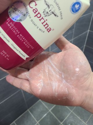 (구패키지)카프리나 프레쉬 산양밀크 어메이징 바디워시 500ml(오리지널향) — 5점을 준 리뷰어가 2023년 2월 올린 사용 사진