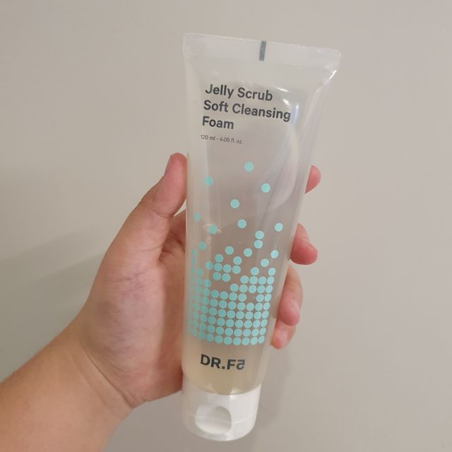 젤리스크럽 소프트 클렌징폼 120ml 리뷰 사진