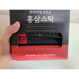 [푸름웰니스] 프리미엄 6년근 홍삼스틱 3mg x 100포 — 5점을 준 리뷰어가 2022년 5월 올린 사용 사진
