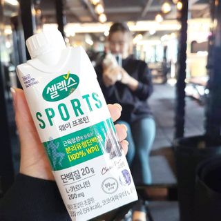 셀렉스스포츠 셀렉스 스포츠 웨이 프로틴 초콜릿 _ 330ml x 12팩 — 5점을 준 리뷰어가 2021년 3월 올린 사용 사진