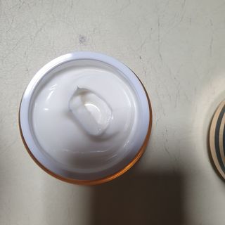 자민경 크레마카라콜 울트라 프로폴리스 하이드라 인텐스 크림 50ml — 5점을 준 리뷰어가 2021년 1월 올린 사용 사진
