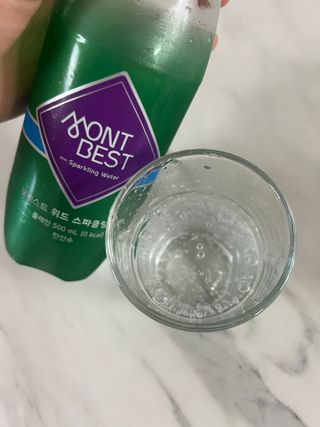 몽베스트 Montbest with Sparkling water Plain 20병 — 5점을 준 리뷰어가 2022년 6월 올린 사용 사진