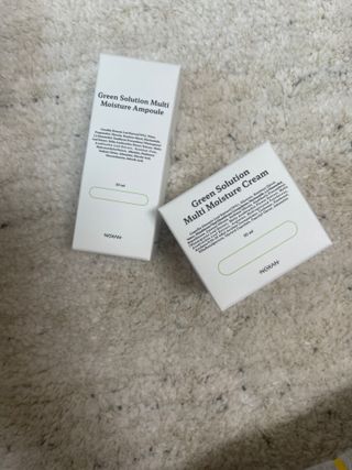 [녹산] 그린 솔루션 멀티 수분 앰플 + 그린 솔루션 멀티 수분크림 — 5점을 준 리뷰어가 2022년 10월 올린 사용 사진