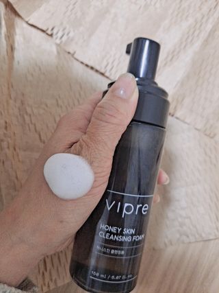 비프리코스메틱 허니 스킨 클렌징폼 150ml — 5점을 준 리뷰어가 2023년 2월 올린 사용 사진