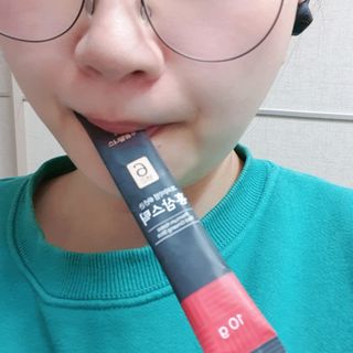 [푸름웰니스] 프리미엄 6년근 홍삼스틱 3mg x 100포 — 5점을 준 리뷰어가 2022년 3월 올린 사용 사진