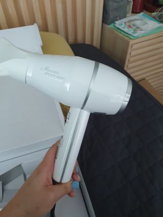 에프에이치아이코리아 마르세이유 사이클론 드라이기 — 5점을 준 리뷰어가 2021년 6월 올린 사용 사진