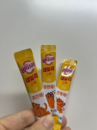 광동생활건강 [광동] 비타 500 데일리 스틱 VB, VC를 함유한 멀티비타민 30포+30포 — 5점을 준 리뷰어가 2022년 7월 올린 사용 사진