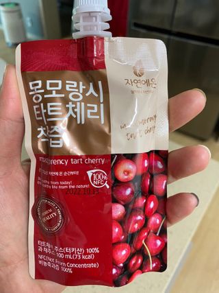 자연에온 몽모랑시 타트체리 착즙 100mL 10개입 2BOX — 4.5점을 준 리뷰어가 2021년 1월 올린 사용 사진