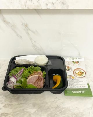 참살이도시락 작심삼일 샐러드도시락 3개 맛보기 새벽배송 또는 택배배송 — 5점을 준 리뷰어가 2021년 8월 올린 사용 사진