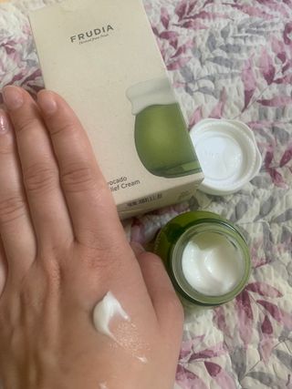 [후르디아] 민감피부 수분크림 비건 아보카도 크림 — 5점을 준 리뷰어가 2022년 11월 올린 사용 사진