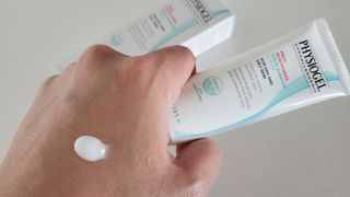 피지오겔 레드수딩 시카밸런스 크림 50ml — 5점을 준 리뷰어가 2022년 4월 올린 사용 사진