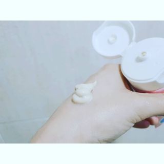 IO 아이오 오늘도 넌 예뻐 - 데일리딥 클렌징폼 — 4.5점을 준 리뷰어가 2021년 3월 올린 사용 사진