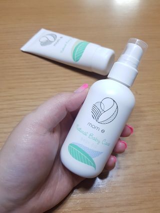 mom e 맘이 내추럴 베이비 케어 크림+바디오일 — 5점을 준 리뷰어가 2021년 1월 올린 사용 사진