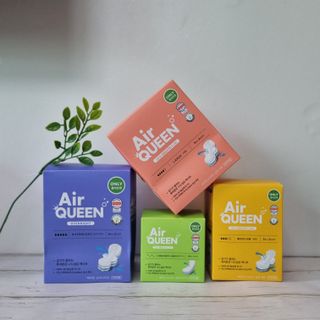 에어퀸 뉴브레스 유기농 생리대 4종 (팬티라이너 20P + 중형 10P + 대형 10P + 오버나이트 8P)_체험단 — 4.5점을 준 리뷰어가 2024년 6월 올린 사용 사진