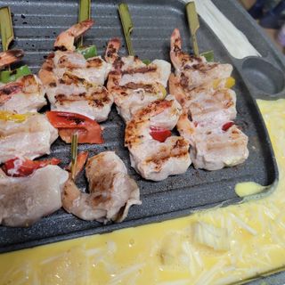 [다물꼬치] 삼겹새우롤꼬치 5개입 350g  + 데리야끼소스 120g + 매운고추소스 120g — 5점을 준 리뷰어가 2021년 10월 올린 사용 사진