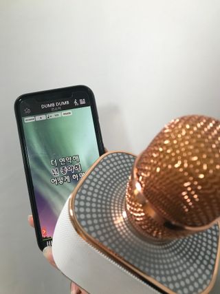매직씽 노래방 어플리케이션 6개월 이용권 — 4점을 준 리뷰어가 2021년 11월 올린 사용 사진