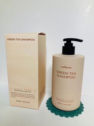 프리마인 더이상 뻣뻣하고 효과없는 탈모샴푸는 NO. 근본부터 케어하는 셀베이스 그린티샴푸(500ml) — 5점을 준 리뷰어가 2023년 5월 올린 사용 사진