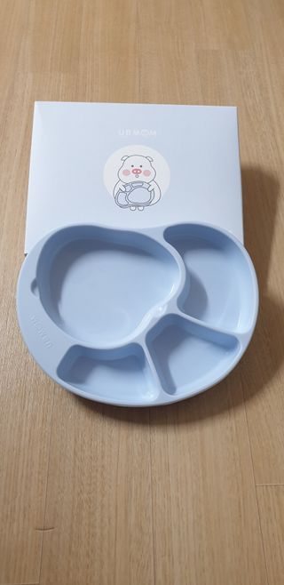 유비맘 캐릭터 실리콘 흡착 식판_색상 랜덤발송 — 5점을 준 리뷰어가 2020년 12월 올린 사용 사진