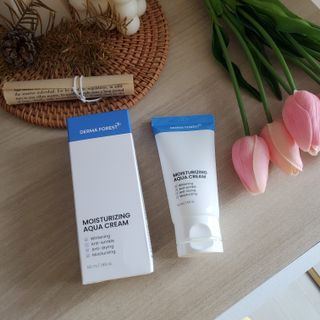 더마포레스트 모이스처라이징 아쿠아크림 / 수분크림 히알루론산 펩타이드 보습 미백 주름개선 — 5점을 준 리뷰어가 2021년 6월 올린 사용 사진