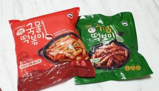 [푸딩팩토리] 떡볶이 베스트 2종_옛날 국물떡볶이 570g / 할매 기름 떡볶이  570g — 5점을 준 리뷰어가 2022년 5월 올린 사용 사진