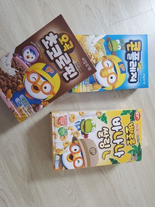 씨알푸드 뽀로로 시리얼 3종 — 5점을 준 리뷰어가 2022년 2월 올린 사용 사진