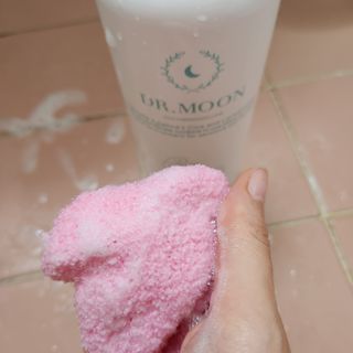 [닥터문] 센텔라 시카케어 화이트머스크 바디워시 1000ml — 5점을 준 리뷰어가 2023년 6월 올린 사용 사진