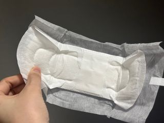 나우[템포] 템포 패드 내추럴 순면 생리대 SET(중형 슬림 + 대형 + 라이너) — 5점을 준 리뷰어가 2024년 4월 올린 사용 사진