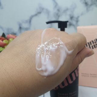 난나 살몬 스파이더 검버섯 미백 톤업 화이트닝 연어 앰플 크림 300ml 대용량 — 5점을 준 리뷰어가 2022년 8월 올린 사용 사진