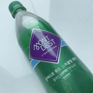 몽베스트 Montbest with Sparkling water Plain 20병 — 5점을 준 리뷰어가 2022년 11월 올린 사용 사진