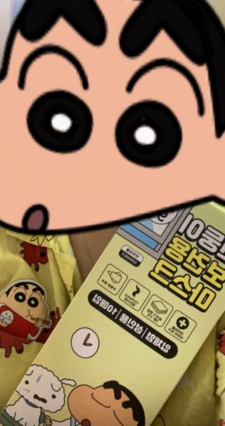 [숨그림]  덴탈마스크 짱구 우리아이 그리고 내가 쓰는 믿을수있는 케릭터 마스크  16종 — 5점을 준 리뷰어가 2021년 10월 올린 사용 사진