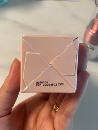 나우 [리브엠] 123억개 엑소좀으로 채운 눈부신 광채, 엑소코어 화이트닝 텐션 앰플 — 5점을 준 리뷰어가 2023년 8월 올린 사용 사진