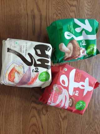 [풀무원] 자연은맛있다 정면, 백면, 홍면  세트 — 5점을 준 리뷰어가 2021년 4월 올린 사용 사진