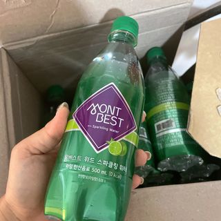 몽베스트 Montbest with Sparkling water Lime20병 — 4점을 준 리뷰어가 2022년 5월 올린 사용 사진