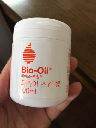 바이오오일 [바이오-오일] 드라이 스킨 젤 100ml — 5점을 준 리뷰어가 2021년 10월 올린 사용 사진