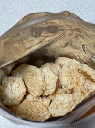 미즈꼬레아 치즈맛 누룽지크리스피 — 5점을 준 리뷰어가 2022년 3월 올린 사용 사진