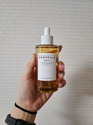 [스킨1004] 마다가스카르 센텔라 앰플 100ml — 5점을 준 리뷰어가 2024년 5월 올린 사용 사진
